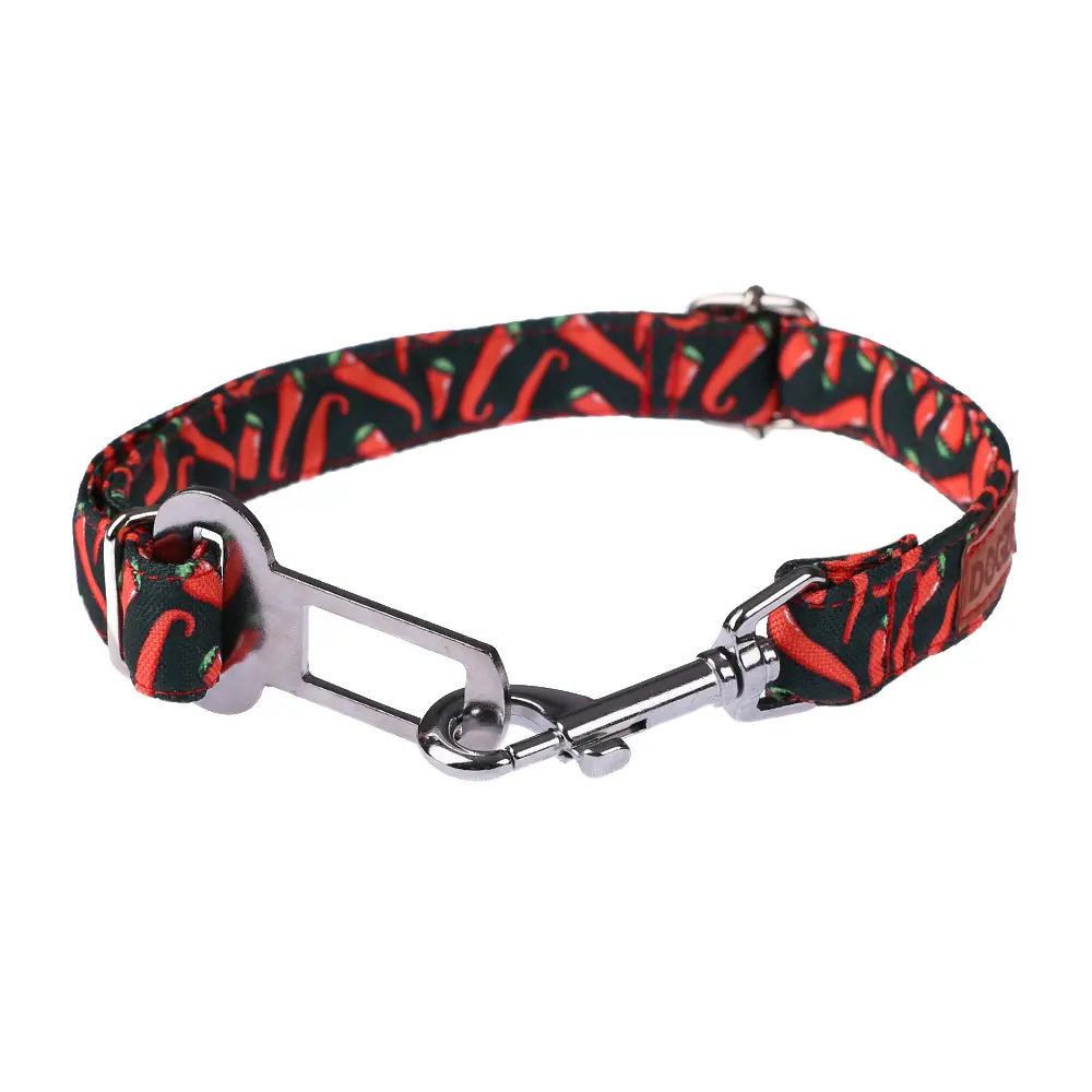 pas samochodowy dla psa chilli, zapewnia bezpieczeństwo podczas jazdy