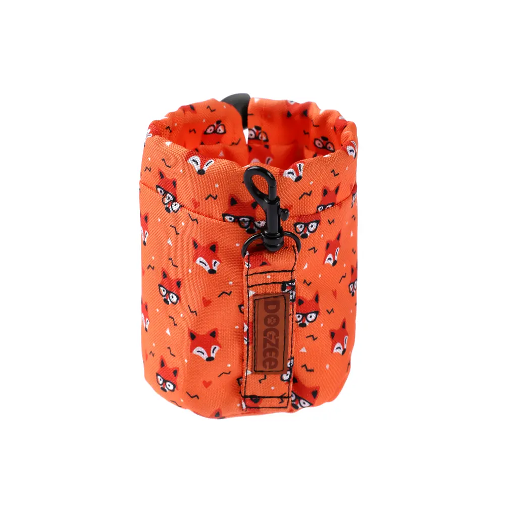 Saszetka na przysmaki Lisek, praktyczna